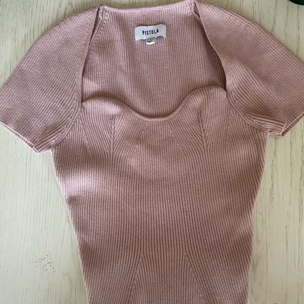 Beautiful Pistola top